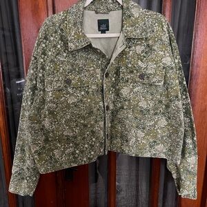 Oversized Cropped Floral Green Cargo Jacket with Pockets